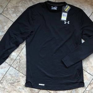 MENS nwt fitted under armour cold gear long sleeve